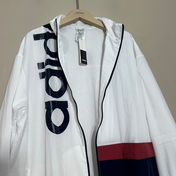 ADIDAS || Women's windbreaker track jacket size 2xl - Picture 5 of 12